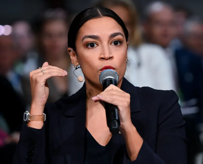 ▲美國民主黨聯邦眾議員歐加修-寇蒂茲（Alexandria Ocasio-Cortez）。（圖／美聯社／達志影像）