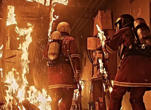 ▲《烈火救援》由首爾弘濟洞火災的真實案件改編。（圖／摘自IMDb）