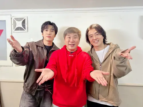 ▲鄭伊健（右）、婁峻碩（左）為Netflix新劇《百萬人推理》上胡瓜的節目宣傳。（圖／《下面一位》提供）