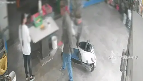 大年初一爆發金錢糾紛！男討錢失敗闖親戚檳榔攤揮刀恐嚇
