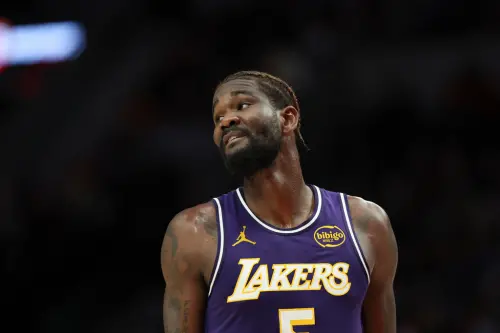 ▲明星賽前受膝傷困擾的中鋒艾頓（Deandre Ayton）也預計將在明日對快艇之戰中重回禁區。（圖／美聯社／達志影像）