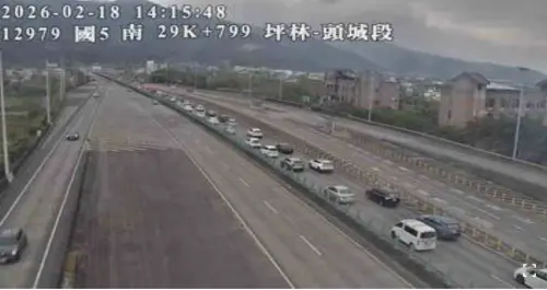 初二回娘家、走春！宜蘭湧現車陣塞爆　國5北上雪隧恐塞到深夜
