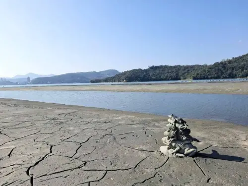 九蛙全露！日月潭水位恐再下探　日管處：2/20封碼頭引橋
