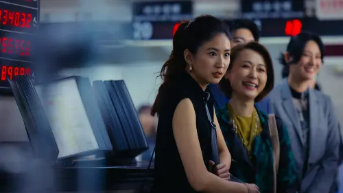 ▲影歌雙棲的9m88在《雙囍》中飾演新郎多年的好友婚顧「小芮」。（圖／水花電影提供）