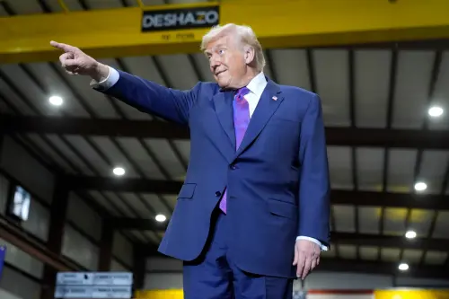 影／美議員AOC慕尼黑被問台灣當場語塞　川普補刀：不知她這麼笨
