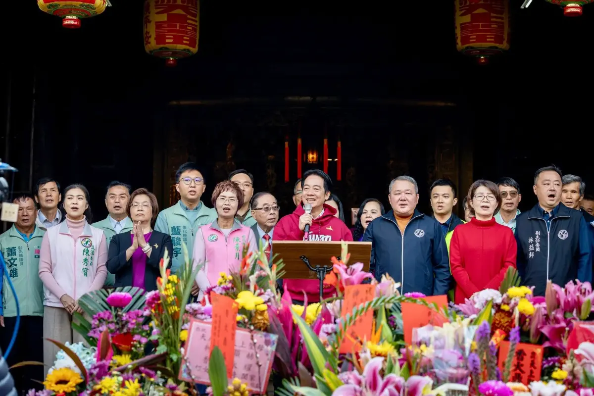 ▲彰化縣長王惠美全程參與總統賴清德鹿港天后宮走春活動。（圖／翻攝立委陳素月臉書，2026.02.19）