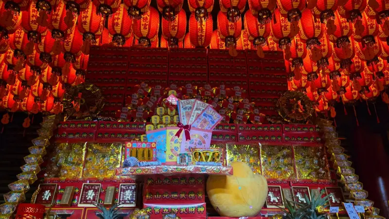 初四迎財神快衝！張小燕、蕭敬騰都拜武德宮　7:00-19:00吉時曝光