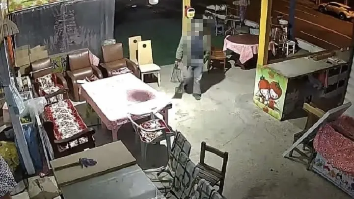 女兒想吃！新竹父竊萬元「香水草莓」　園主報警：剛噴農藥恐中毒