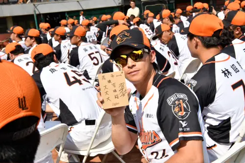 經典賽／陳傑憲偷偷關注龍仔！期待早日合體中華隊：他揮棒真漂亮
