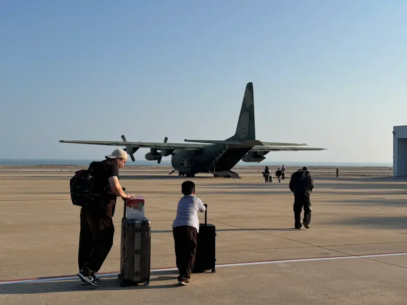 擔心回不了本島！金門航空站今啟動聯合補位櫃檯、軍機也來支援