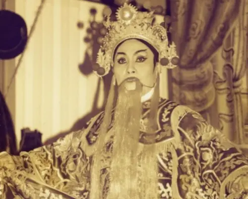 ▲歌仔戲國寶王束花辭世，享耆壽91歲，讓戲迷與文化界人士感到不捨與惋惜。（圖／民權歌劇團提供）