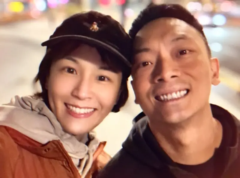 曾沛慈過年手滑曝私照！路邊緊貼老公放閃　狂吸1.6萬人朝聖按讚