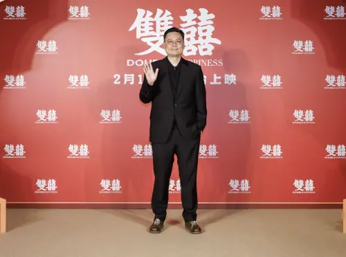 ▲《雙囍》男主角身上有一些經歷是從導演許承傑（如圖）的親身遭遇改編。（圖／水花電影提供）
