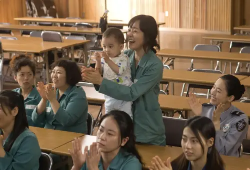 返鄉車程不無聊！《陽光女子合唱團》原作免費看　YT官方連結公開
