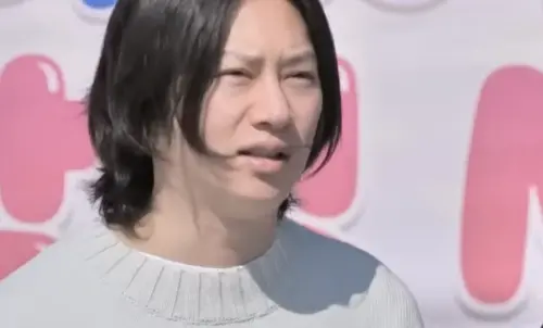 ▲偶爾會素顏上節目的希澈。（圖／SUPER TV節目片段）