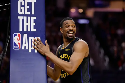 NBA／勇士128:117逆轉金塊！末節轟出20:2攻勢　約基奇砍35分無用
