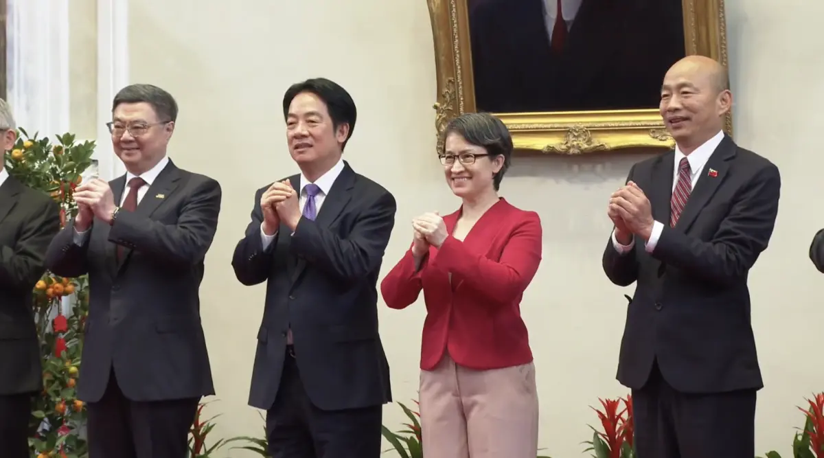 ▲賴清德在總統府與五院院長進行新春茶敘。（圖／總統府提供）