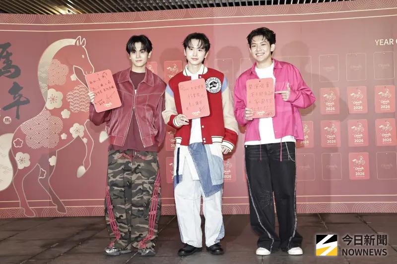 源少年黃莑茗、盧以恩宣布分手！同場互動曝光　她認：單身中