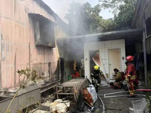 ▲屏東食品工廠火警。（圖／民眾提供）