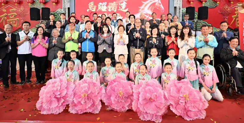 她站C位！藍爭取彰化縣長3人難得同框　王惠美盼一棒接一棒