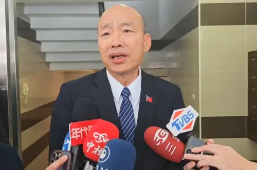 柯建銘卸總召！30年老同事韓國瑜急送祝福：注意身心調節
