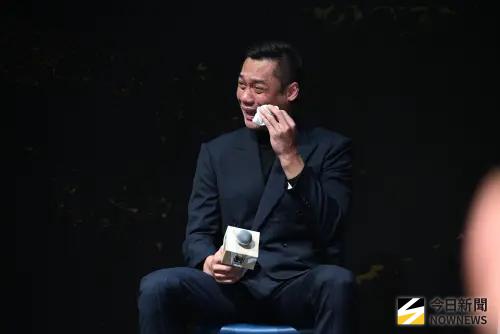 ▲一向強悍的林志傑罕見展現感性一面、哽咽痛哭，甚至無法完整言語，讓全場動容。（圖／記者林調遜攝）