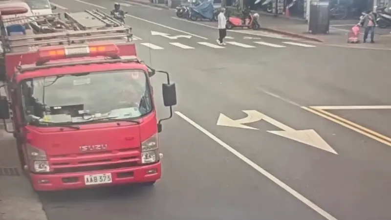 ▲ 台北市文山區一間知名餐廳今（24日）開工首日，驚傳有女員工陳屍於冰庫內。（圖／翻攝畫面）