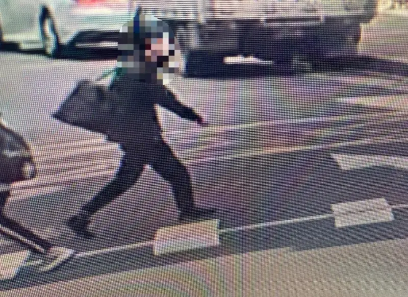 北車揮刀嚇壞路人！男竟辯稱「只是看一下」　法院裁准強制安置