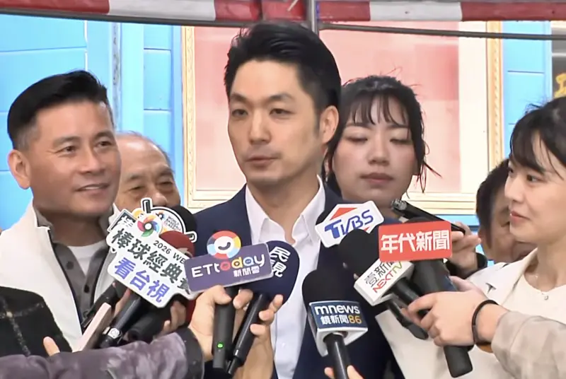 感念柯建銘25年付出！蔣萬安要寫卡片送花　自曝：我結婚他有來