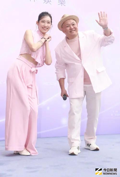 ▲劉樸（左）與陳大天去年登記結婚，直言今年仍忙於工作，「婚禮應該沒辦法，場地也訂不太到，可能明年或後年吧」。（圖／記者葉政勳攝影）