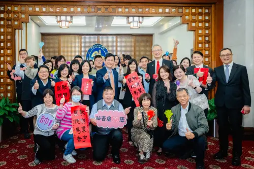 ▲林佳龍推動外交學院朝智庫化發展，號召更多優秀青年一起加入外交 「TEAM TAIWAN」。（圖／翻攝自林佳龍臉書）