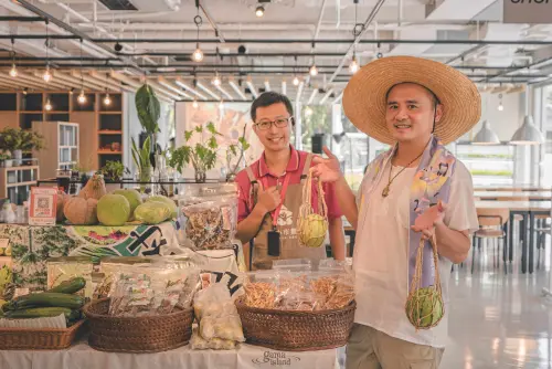 ▲橘子推動綠食宣言，員工餐廳「普橘島」每月蔬食料理比例高達50%，不定期舉辦小農市集。（圖／Gamania橘子集團提供）