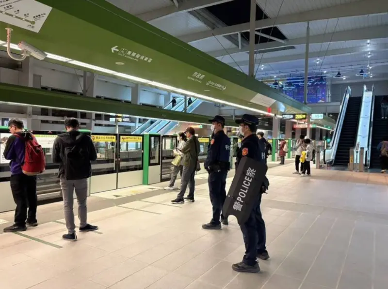 快訊／台中捷運接獲恐嚇「沿線放炸彈」　警方全面升級戒備