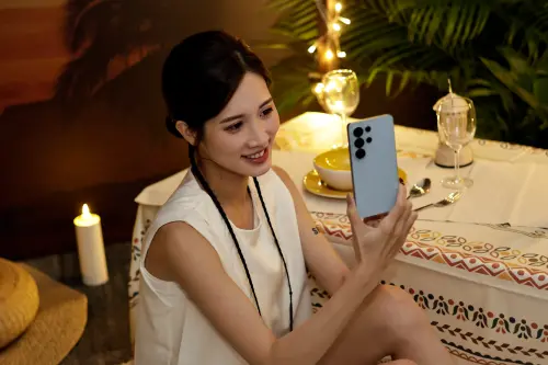 ▲三星Galaxy S26 Ultra夜拍再進化，廣角鏡頭升級至F1.4光圈，進光量提升47%；5倍長焦鏡頭升級至F2.9，進光量提升37%。（圖／記者吳翊緁攝）