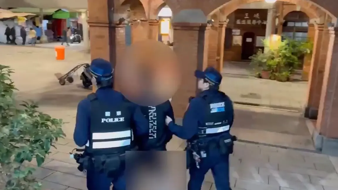 ▲ 新北市三峽區昨（25日）下午傳出一起砍人案，一名26歲吳男疑因過去恩怨砍傷前同事。（圖／翻攝畫面）