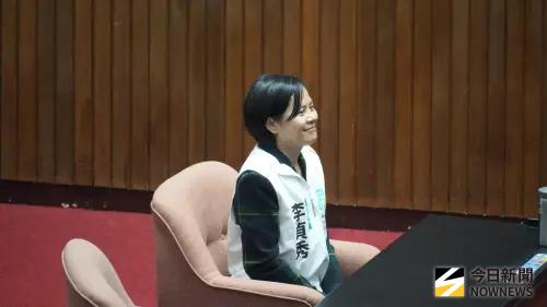 政院下令「一律不提供李貞秀資料」　民眾黨團轟：剝奪中配參政權