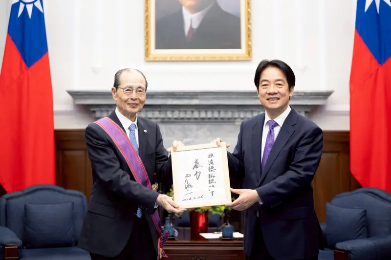 ▲總統賴清德今頒授「一等景星勳章」予旅日棒球名將、「世界全壘打王」王貞治先生。（圖／總統府提供）