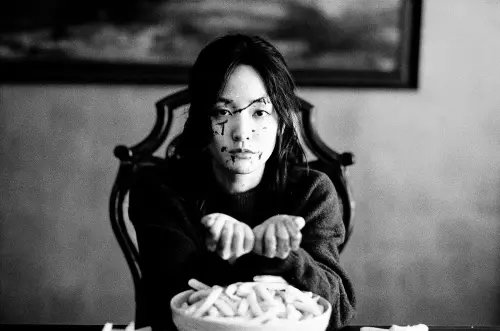 ▲《沉默的審判》由國片《周處除三害》導演黃精甫執導，以爆炸綁架案為起點，橫跨20年剖析三家族深埋仇恨。（圖／黃人有限公司提供）