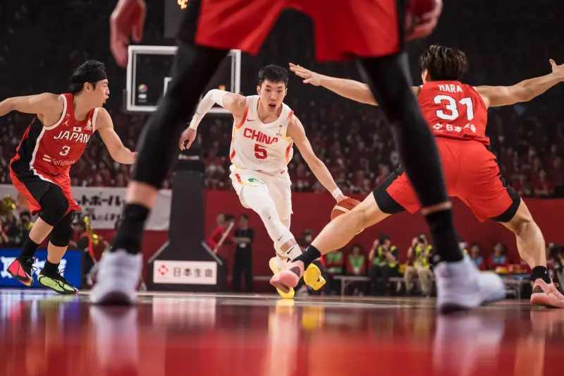 世界盃男籃／中國87：80大逆轉日本！笑納小組首勝　保住晉級生機