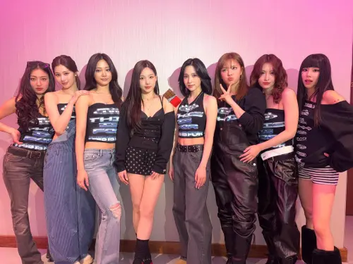 ▲TWICE巡演《THIS IS FOR》持續進行中，3月中下旬將到台北大巨蛋一連開三場演唱會。（圖／FB@TWICE）