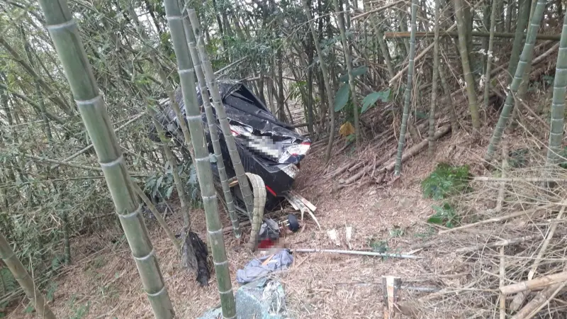 ▲交趾陶大師謝東哲2月9日發生車禍，加護病房搶救五天後生還。（圖／取自謝東哲臉書）