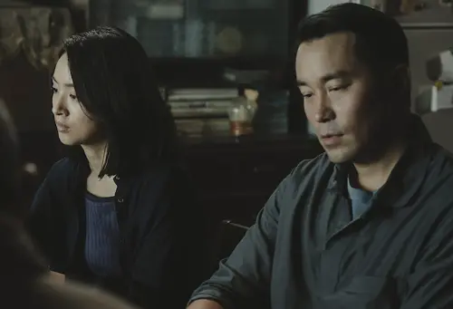 ▲張孝全（右）和林依晨（左）在《深度安靜》表演都有突破，去年分別入圍金馬獎最佳男、女主角獎。（圖／風起娛樂提供）