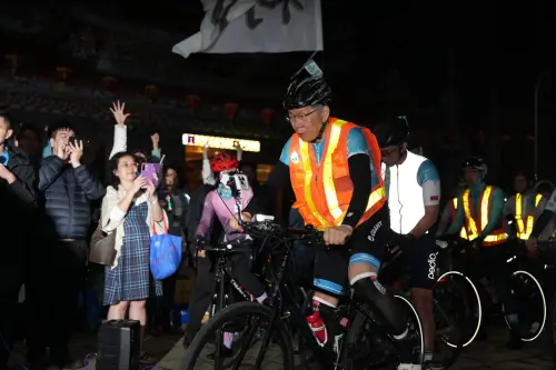 嘆二二八成柯文哲打臉秀！她揭轉折：可切換模式如政治渣男