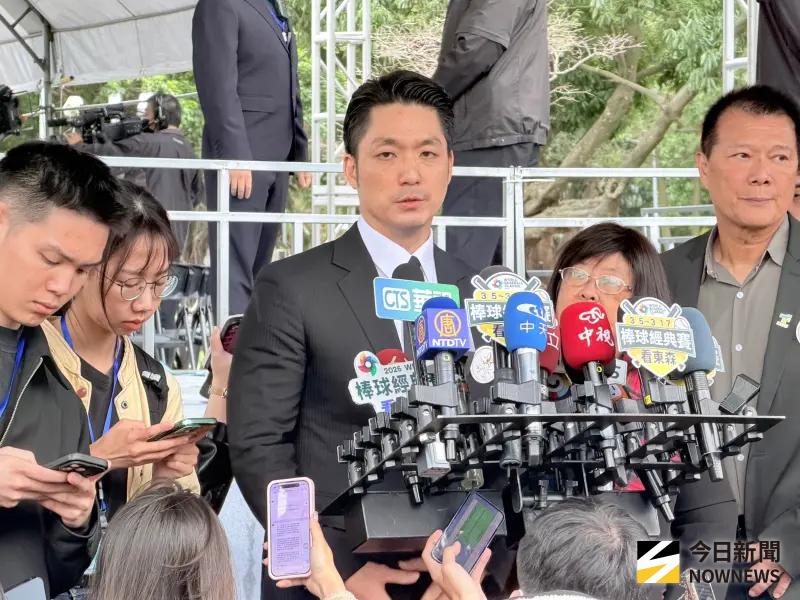 ▲台北市長蔣萬安參加北市228紀念追思活動後受訪。（圖／記者嚴俊強攝，2026.02.28）