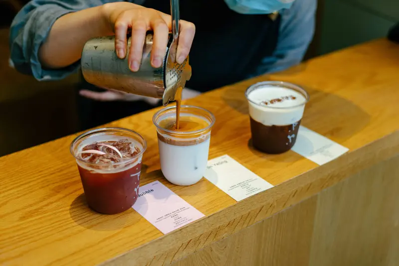 見病危父最後一面！工讀妹找不到人代班　老闆不准假：為何不早說