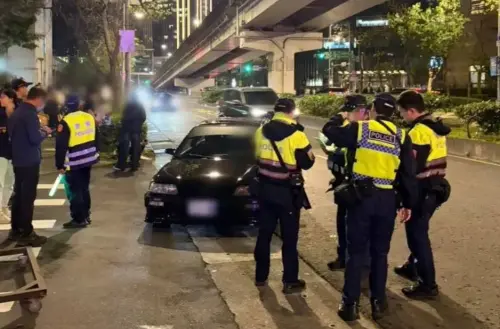 王陽明揪韓哥南港車聚！千人、百輛名車湧入　警取締53件交通違規