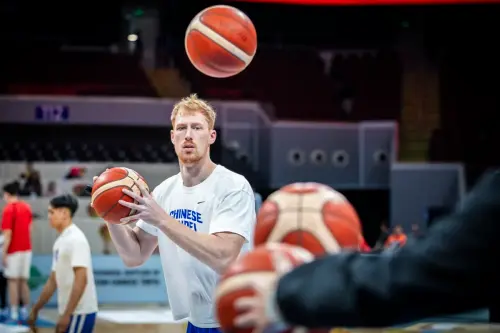 ▲高柏鎧開賽很活躍，甚至連不拿手的外線都有進球。（圖／取自FIBA官網）