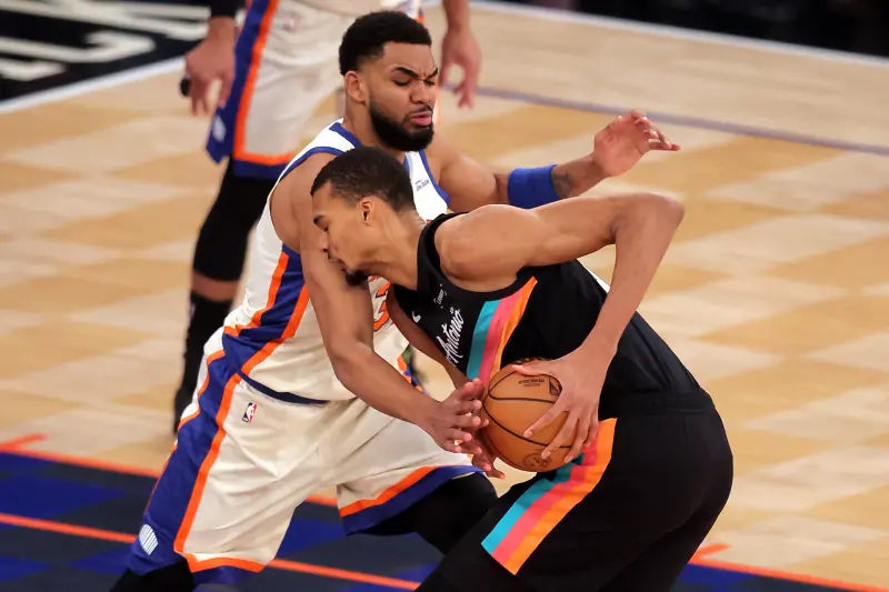 NBA分析／終結馬刺11連勝！尼克防守解密　唐斯讓文班亞馬猶豫了