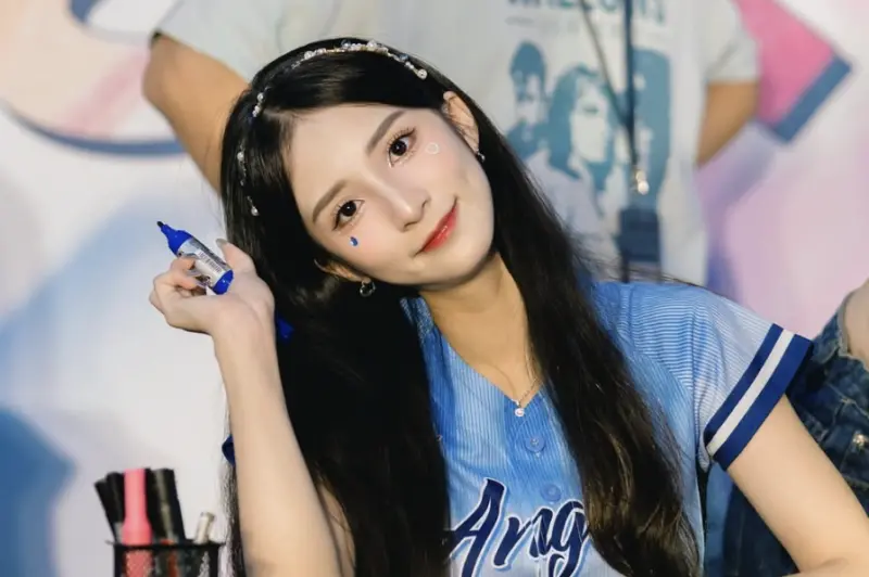 ▲經典賽WBC在即，富邦啦啦隊潔潔轉正第一年就入選CT AMAZE，官方最後會派出12名成員到東京應援，雖然她不在名單內，但依舊會和球迷一起替中華隊加油。（圖／翻攝自IG@chieh__j）