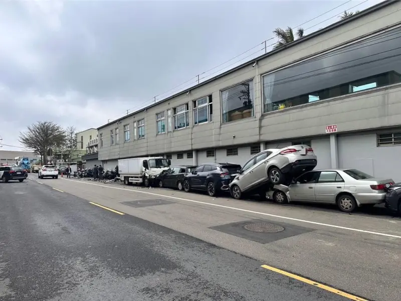 ▲桃園觀音車禍。（圖／警方提供）